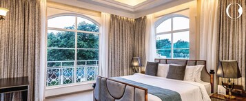 Suite Deluxe, 1 cama de matrimonio grande | Ropa de cama de alta calidad y edredones de plumas