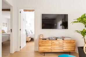 3 slaapkamers, een strijkplank/strijkijzer, wifi, beddengoed