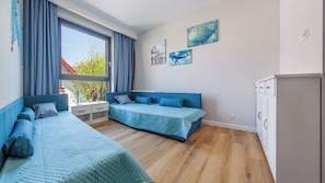 Apartment (7) | 2 bedrooms, iron/ironing board, free WiFi