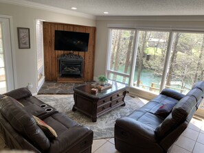 Fireplace - Riverbend Serenity Cabins (Pangburn)