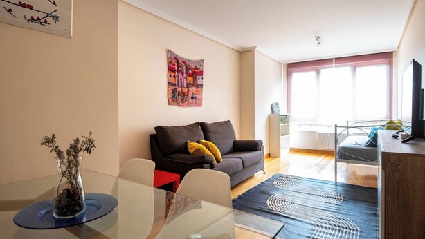 TV - Apartamento en Entrambasaguas Centro (Entrambasaguas)