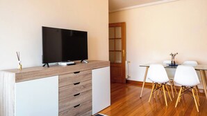 Dining - Apartamento en Entrambasaguas Centro (Entrambasaguas)