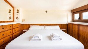 2 slaapkamers, een strijkplank/strijkijzer, wifi