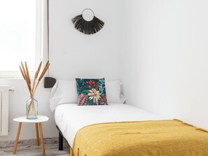 4 quartos, ferros/tábuas de passar roupa, Wi-Fi