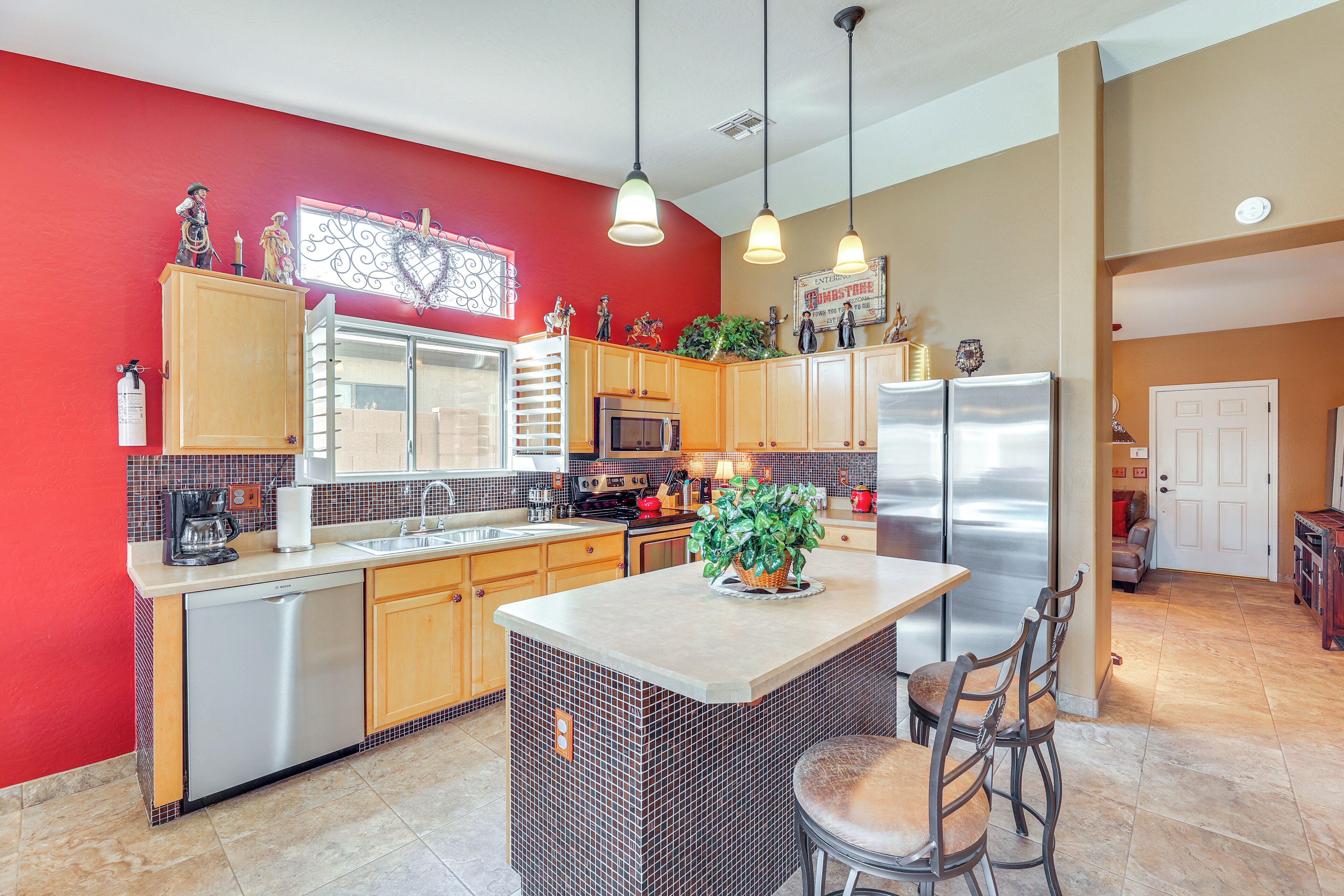 House (3 Bedrooms) | Interior