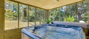 Alabama River Retreat: Dock, Fire Pit, Grill!