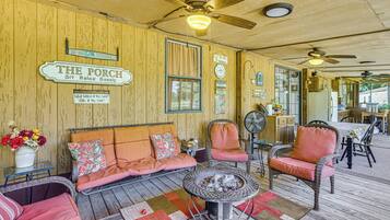 House (3 Bedrooms) | Front of property