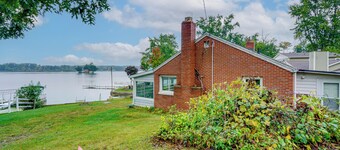 Webster Lake Home w/ Patio ~ 3 Mi to Town!