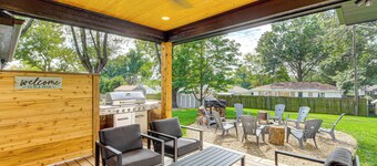 Stylish & Modern Lenexa Haven w/ Fire Pit & Deck!