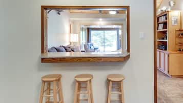 Cottage (4 Bedrooms) | Interior