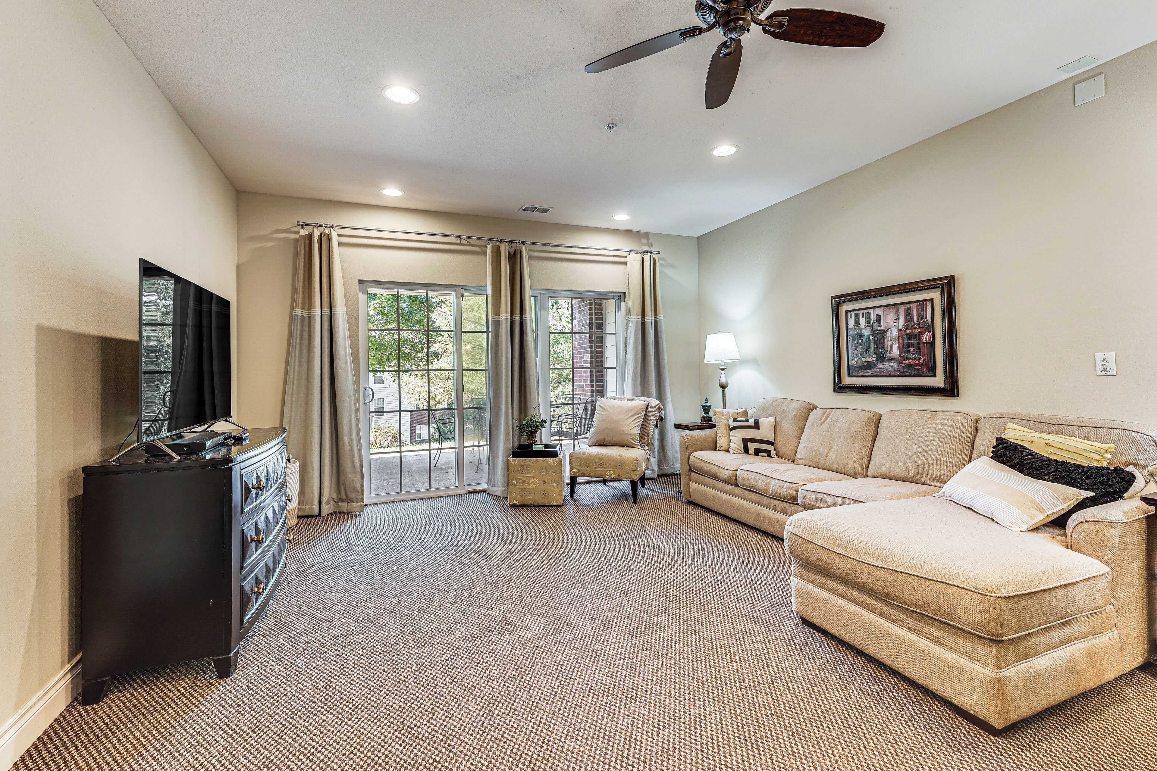 Appartamento (2 Bedrooms) | Area soggiorno | TV