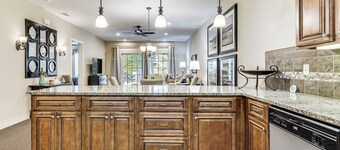 Quiet Condo w/ Patio: 3 Mi to Dtwn Branson!