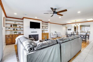 Căn hộ (3 Bedrooms) | Mặt tiền nơi lưu trú