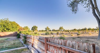 Walk to Paradise Hills Golf Course: Condo w/ Patio