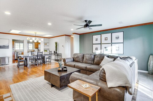 Walk to Paradise Hills Golf Course: Condo w/ Patio