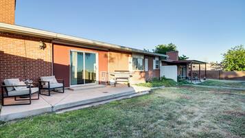 Apartment (2 Bedrooms) | Bahagian dalam