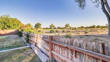 Apartment (2 Bedrooms) | Bahagian dalam