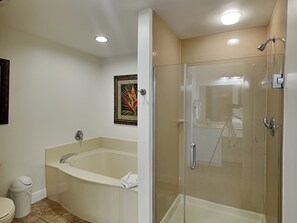 Towels - Snowbird Friendly Gulf Front Condo, Sweeping Views +Resort Amenities (Panama City Beach)