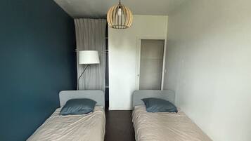 3 Schlafzimmer, Reisekinderbett, kostenloses WLAN, Bettwäsche