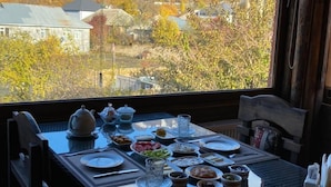 Free daily full breakfast - Gabala Boutique Hotel (Gabala)
