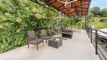 Double Room with Sea View | Balcony