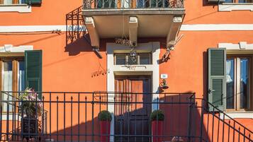 Facciata della struttura