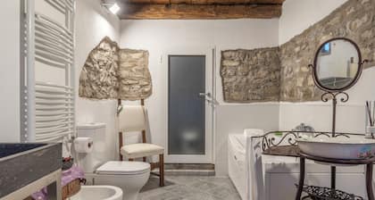 Orazio Liberty House, Lunigiana, Nature
