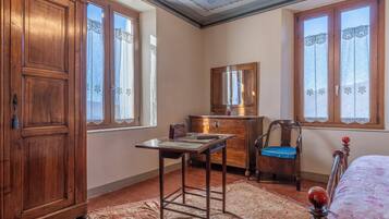 Villa, Balcony, Hill View | 3 bedrooms, iron/ironing board, free WiFi