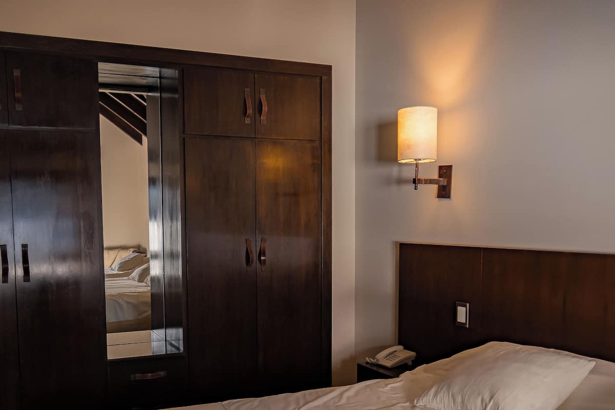 2 chambres, literie de qualité supérieure, Wi-Fi gratuit, draps fournis