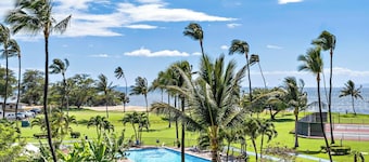 Maui Sunset A412 Beach Front Condo
