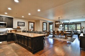 Fridge, microwave, oven, stovetop - BlueSky 505 Alpine Retreat: Ski In/Out, Resort Amenities, Great Views (Breckenridge)