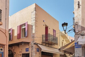 واجهة المنشأة