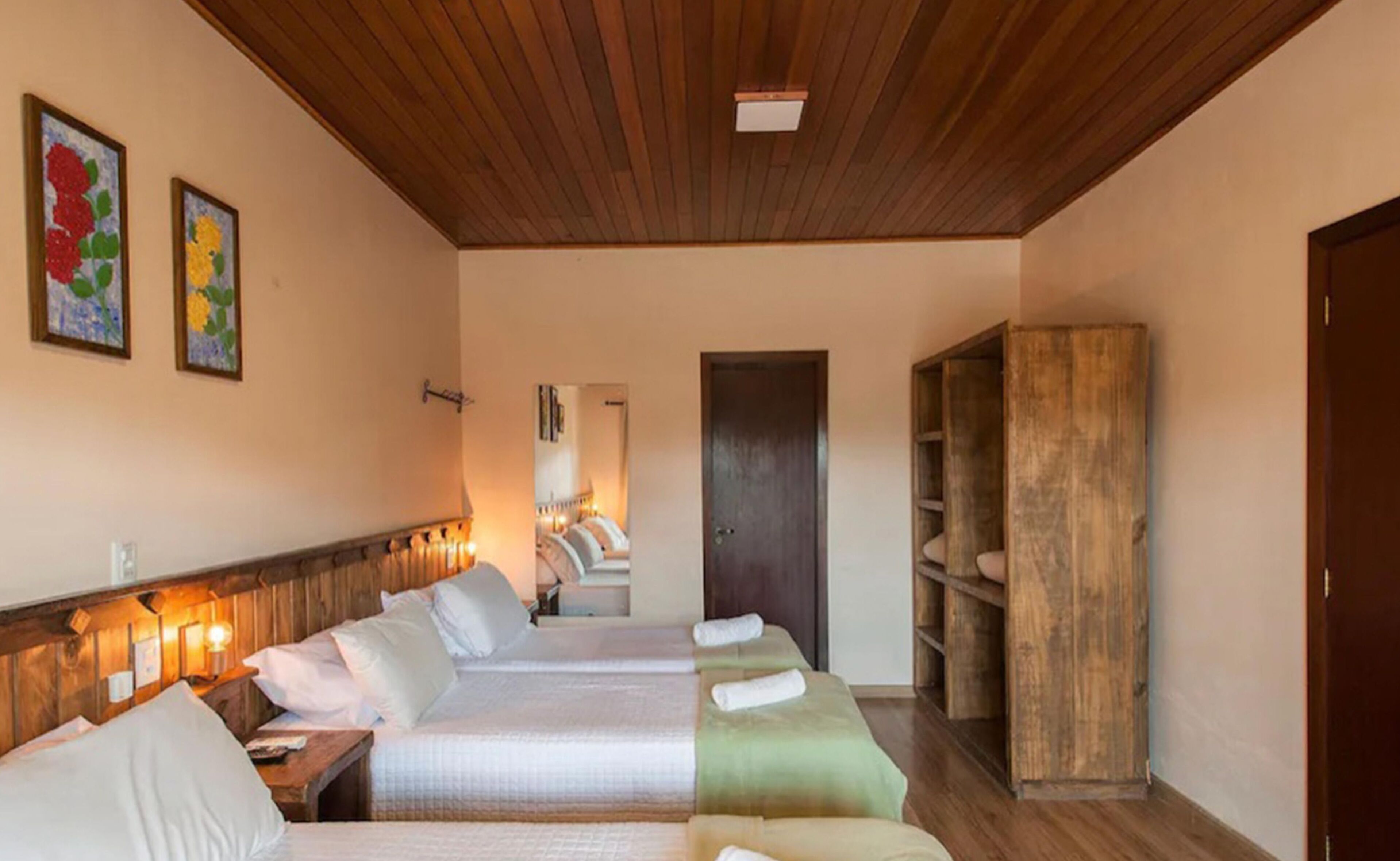 Premium bedding, free WiFi