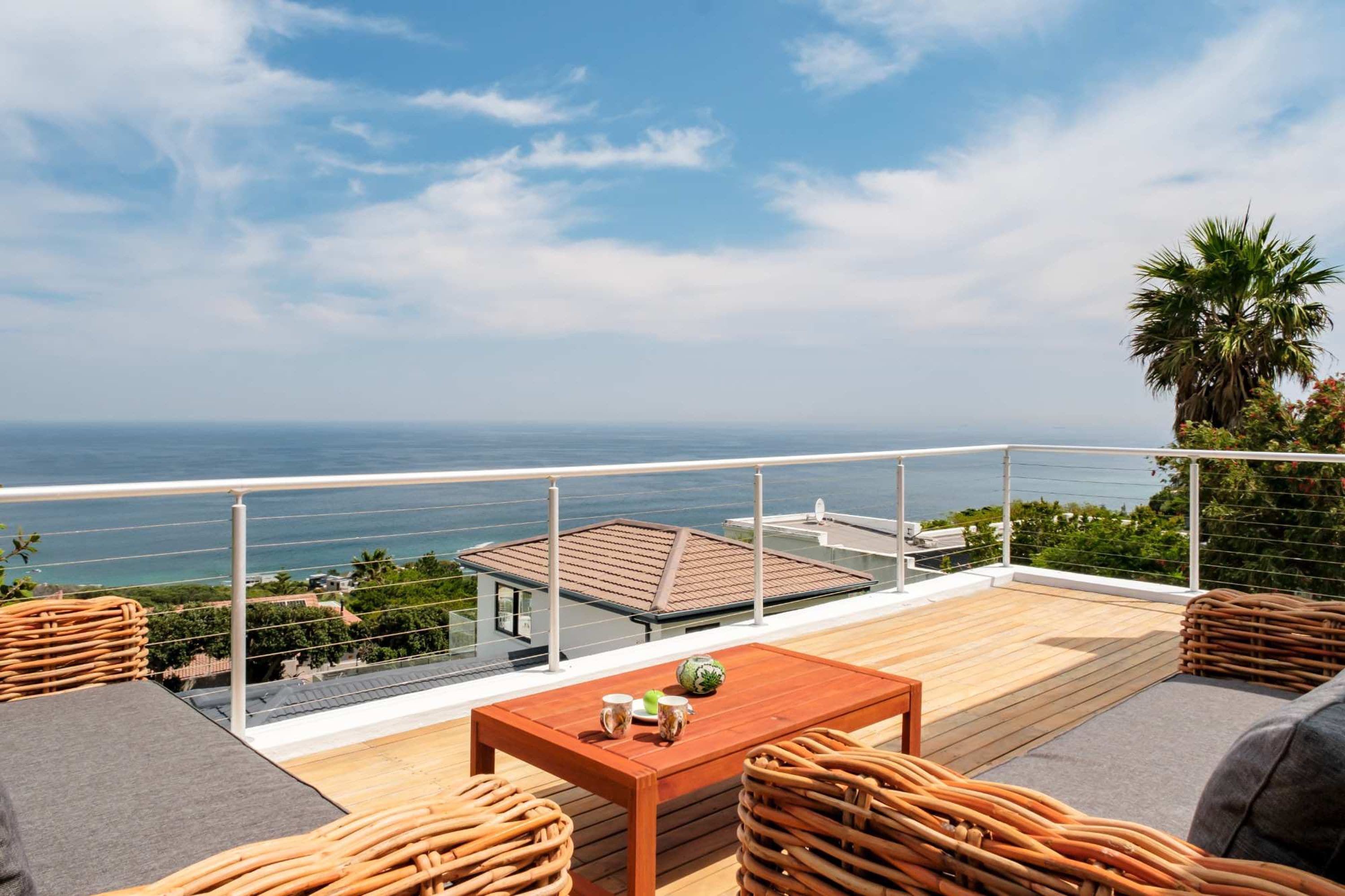 Villa | 3 bedrooms, desk, Internet