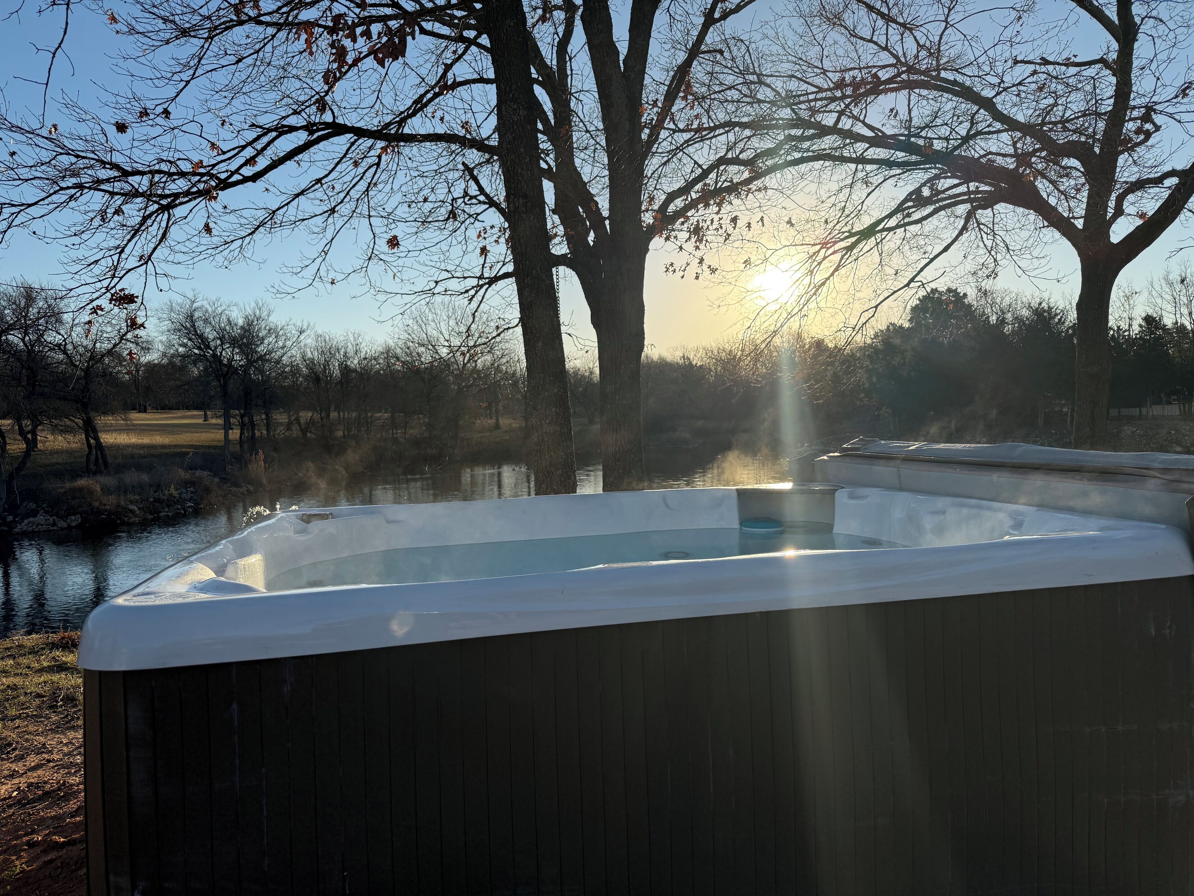Cottage, 4 Bedrooms | Outdoor spa tub