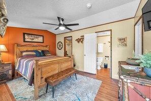 Room, 1 Bedroom | 1 bedroom, free WiFi - Wild Horses - 1 Bedroom Hotel Room by The Lodges at Fossil Creek (Kingston)