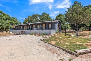 Room, 1 Bedroom | Exterior - Gone Fishin' - 1 Bedroom Hotel Room by The Lodges at Fossil Creek (Kingston)