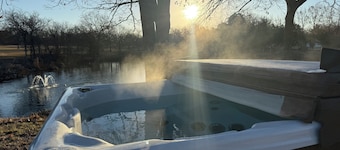 Bohemian Rhapsody - 1 Bedroom Hotel Room by The Lodges at Fossil Creek