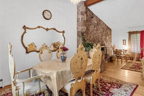 Hus - 3 sovrum | Restauranger