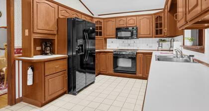 Sidney Lodging 3 Bedroom Home