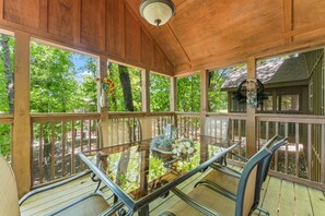 Cabin, 1 Bedroom | Outdoor dining - Sbl103a -magnolia Moon 1 Bedroom Cabin (Reeds Spring)