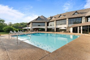 Villa, 5 Bedrooms | Pool