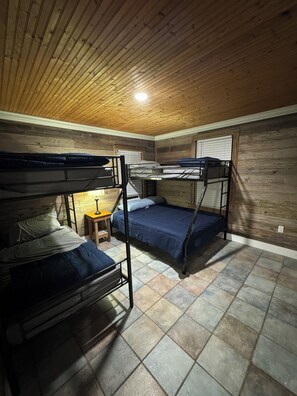 2 habitaciones, wifi y ropa de cama
