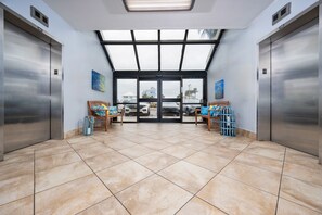 Condo, 2 quartos | Parte interna