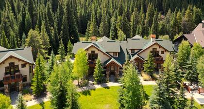 Union Creek Townhome 164d New Listing! 4 Bedroom Townhouse