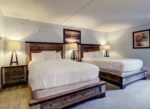 Mp506h Mountain Plaza Hotel Room Hot Tub 1 Bedroom Hotel Room - Dillon, CO