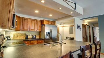 Condo, 2 habitaciones | Cocina privada