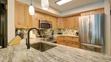 Condo, 2 Bedrooms | Private kitchen | Fridge, coffee/tea maker