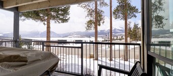 E101 Lake Cliffe 2 Bedroom Condo