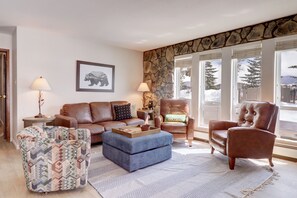 Condo, 2 Bedrooms | Living area - E101 Lake Cliffe 2 Bedroom Condo (Dillon)
